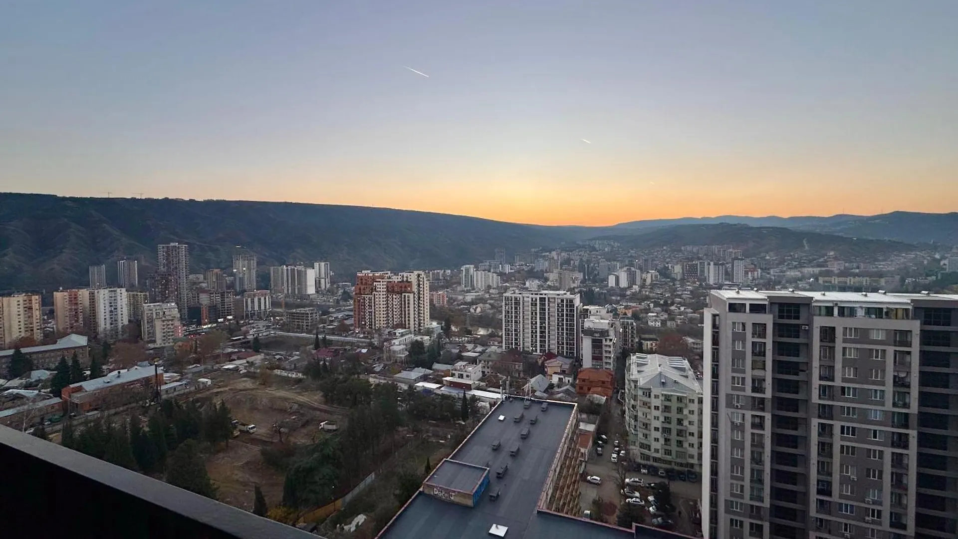 D358 Archi Isani Apartamento Tbilisi Geórgia